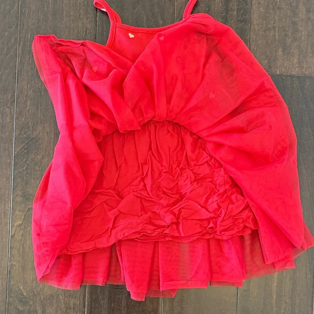 Old Navy Red Heart Print Girls Spaghetti Strap Tulle Tutu Dress! Worn one time